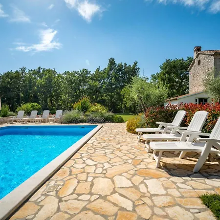 Fiore-1 By Interhome דירה *