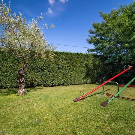 Fiore-1 By Interhome דירה