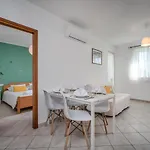 Fiore-1 By Interhome *