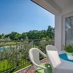 Fiore-1 By Interhome *