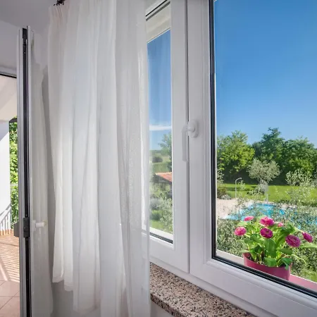 Apartment Fiore-1 By Interhome