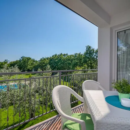 Apartment Fiore-1 By Interhome *