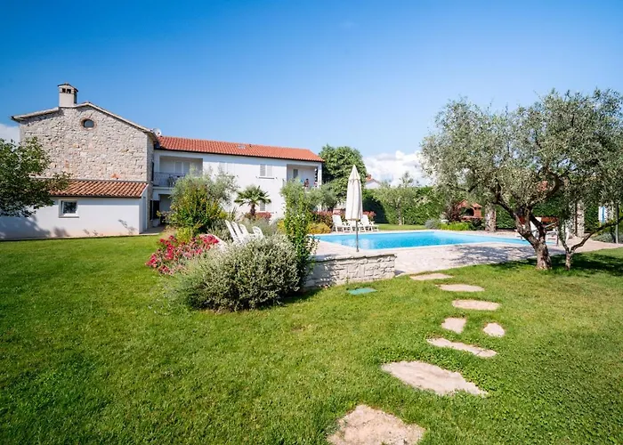 Fiore-1 By Interhome Apartman